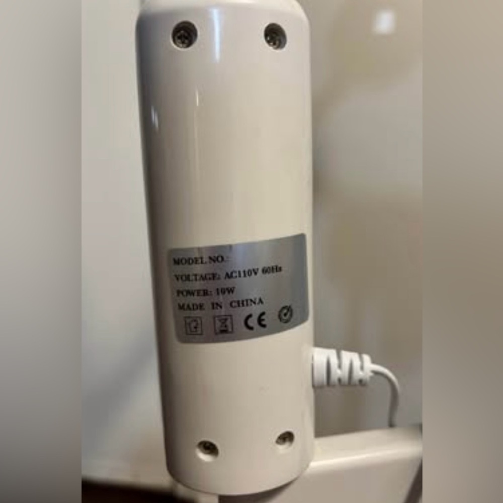 Esthetician or spa 2 in 1 steamer with magnifying light on rollers white - Picture 4 of 9